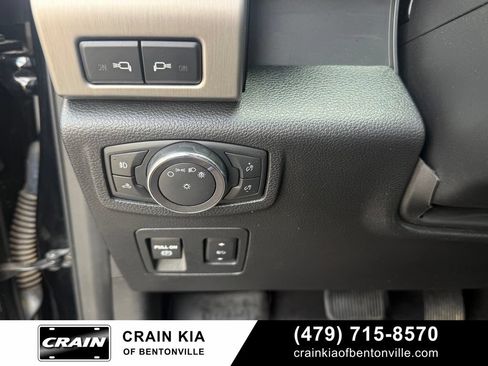 Used 2018 Ford F150 Platinum w/ Equipment Group 701A Luxury AWD/4WD image 12