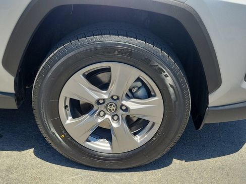 Used 2024 Toyota RAV4 XLE FWD image 5