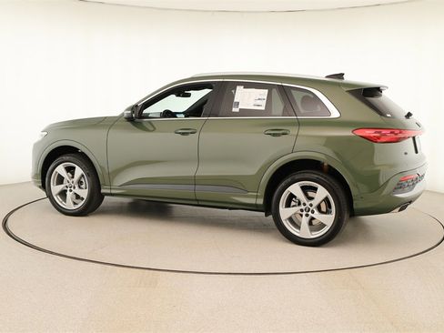 New 2025 Audi Q5 2.0T Premium Plus image 3