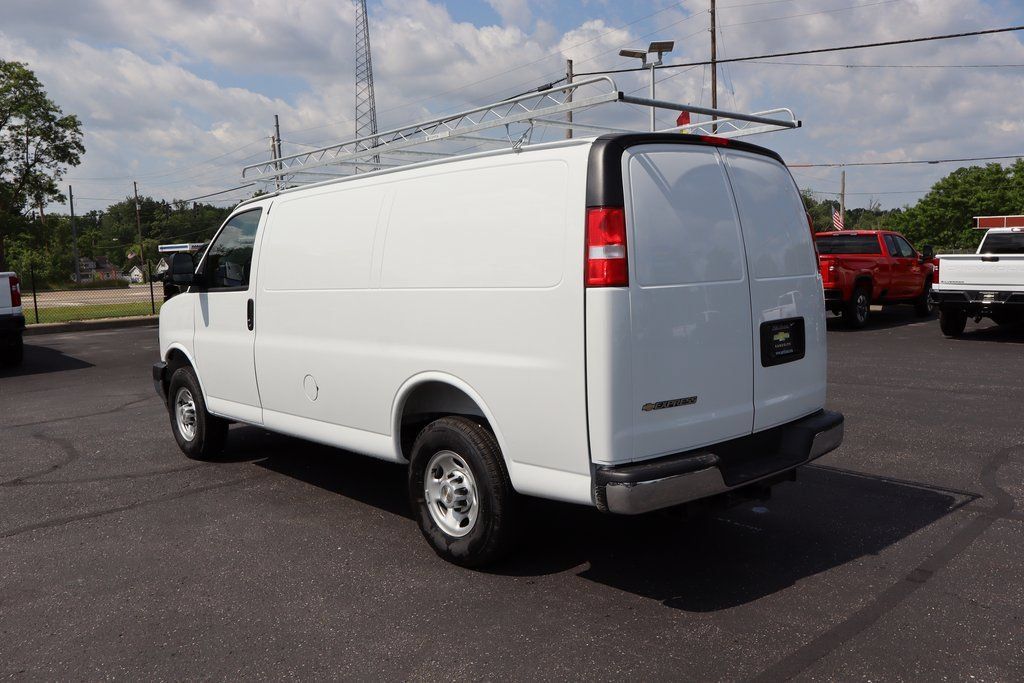 New 2025 Chevrolet Express 2500 w/ Driver Convenience Package RWD image 24