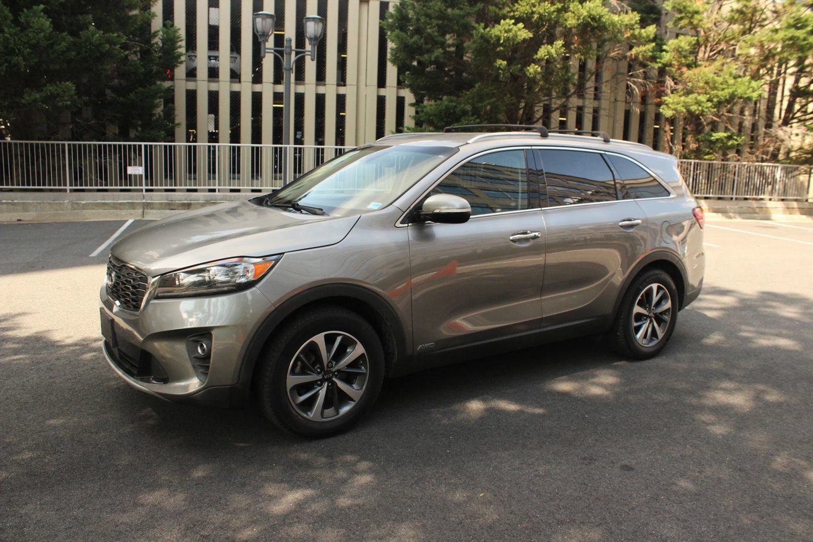 Used 2019 Kia Sorento EX w/ EX Premium Package AWD/4WD image 12