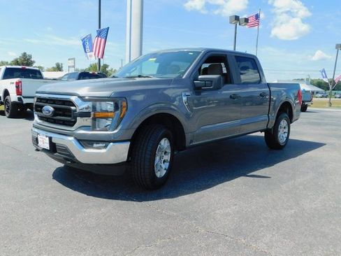 Used 2023 Ford F150 XLT image 4