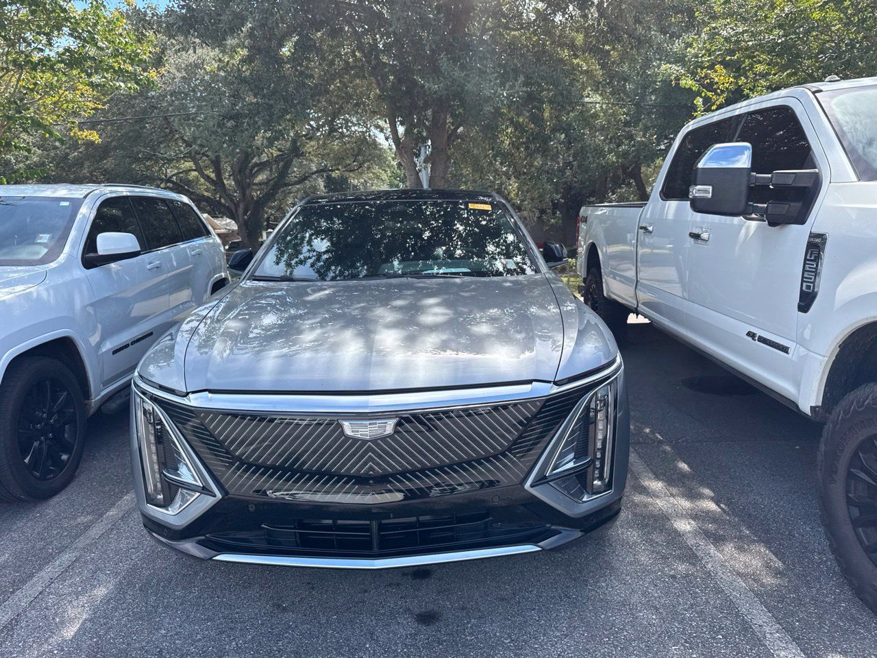 Used 2026 Cadillac Lyriq Premium Luxury RWD image 2