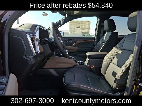 New 2026 GMC Canyon Denali image 13