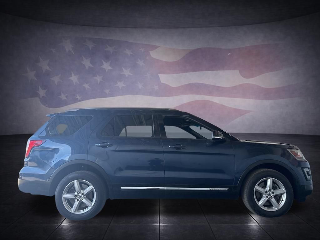 Used 2016 Ford Explorer XLT AWD/4WD image 6
