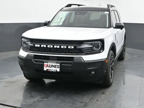 New 2025 Ford Bronco Sport Outer Banks w/ Outer Banks Tech Package+ image 3