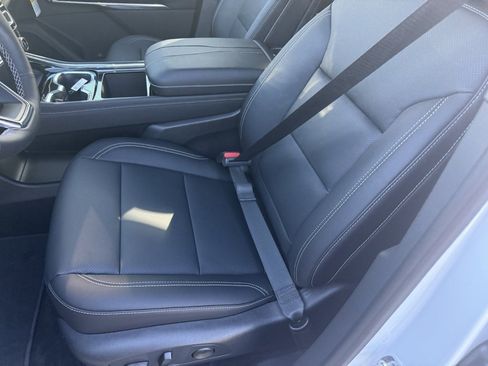 New 2026 Chevrolet Traverse LT image 21