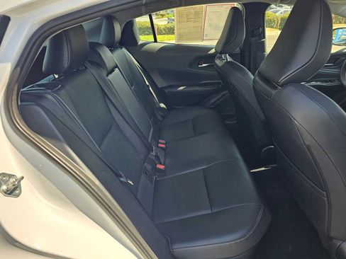 Certified 2026 Toyota Prius XLE FWD image 12