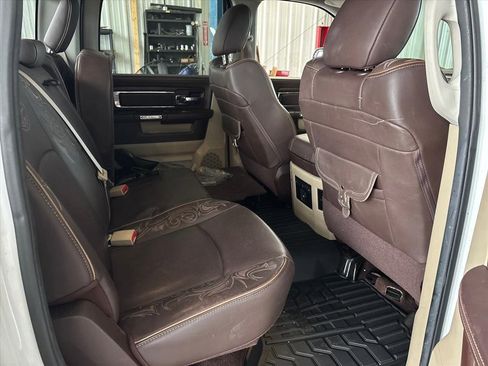 Used 2014 RAM 1500 Laramie Longhorn w/ Convenience Group image 16