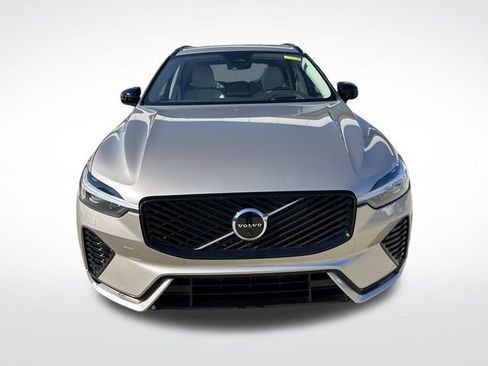New 2026 Volvo XC60 B5 Ultra w/ Climate Package image 4