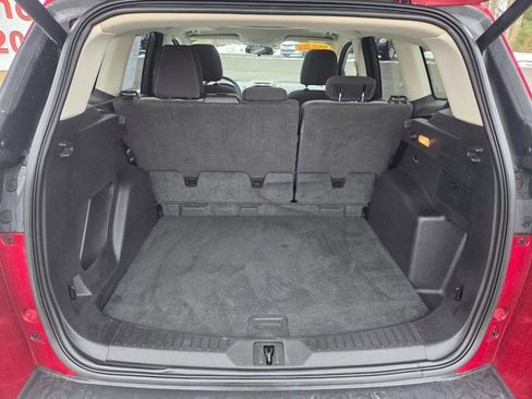 Used 2016 Ford Escape SE w/ Equipment Group 201A image 8