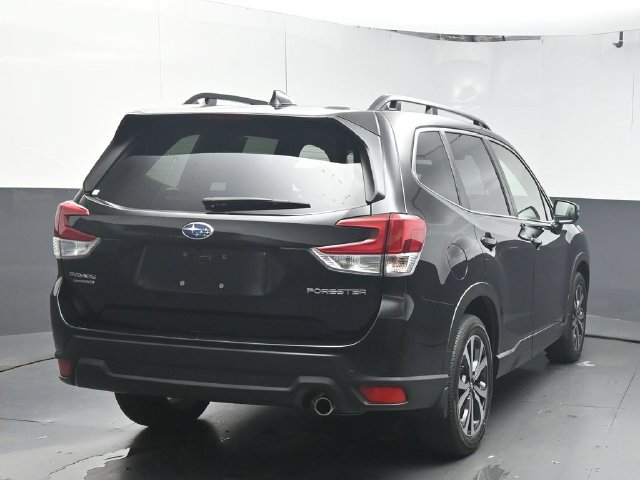 Used 2024 Subaru Forester Limited AWD/4WD image 7