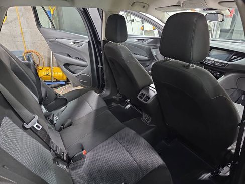 Used 2018 Buick Regal Preferred w/ Sights and Sounds Package image 11