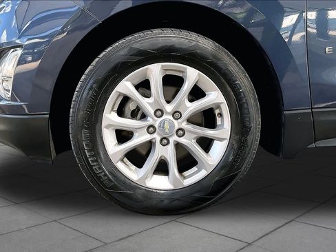 Used 2018 Chevrolet Equinox LT FWD image 11