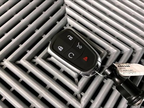 Used 2023 Cadillac XT4 Sport FWD image 10