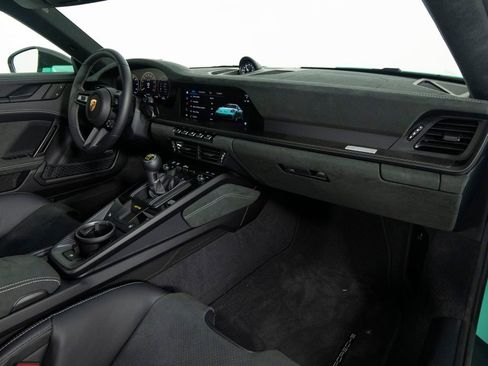 Certified 2026 Porsche 911 GT3 RWD image 35