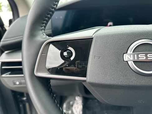 Used 2025 Nissan Murano SV AWD/4WD image 20