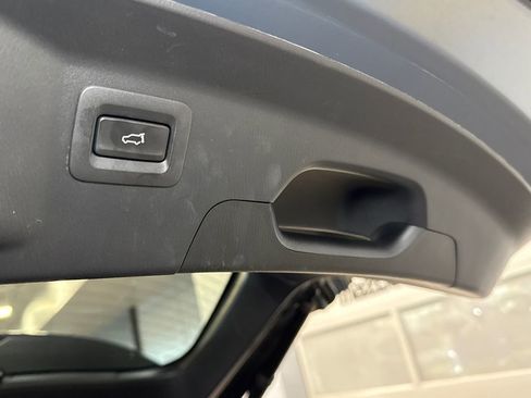 Certified 2023 MAZDA CX-9 Carbon Edition image 14