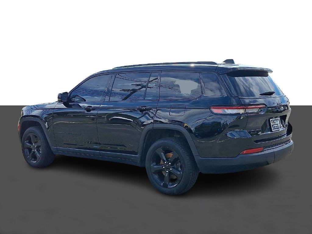 Used 2024 Jeep Grand Cherokee L Limited w/ Black Appearance Package AWD/4WD image 5