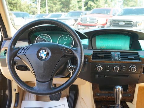Used 2007 BMW 525i Sedan RWD image 16
