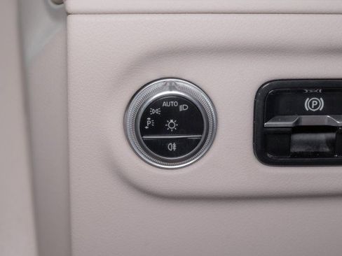 Used 2023 Mercedes-Benz EQS 450+ Sedan image 19