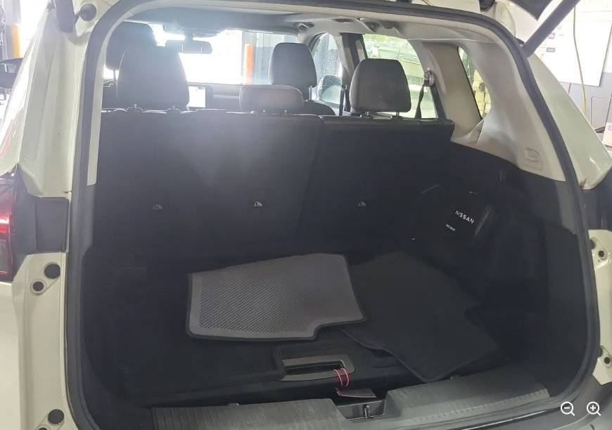 Used 2023 Nissan Rogue Platinum w/ Platinum Premium Package AWD/4WD image 13