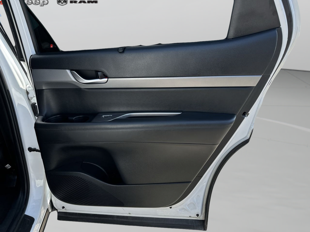 Used 2022 Hyundai Palisade SEL w/ Premium Package FWD image 35