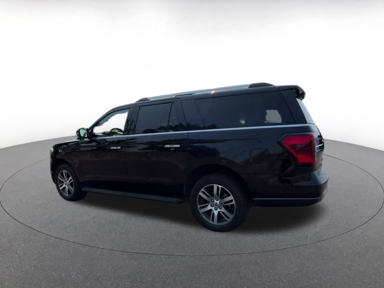 Used 2024 Ford Expedition Max Limited RWD image 9