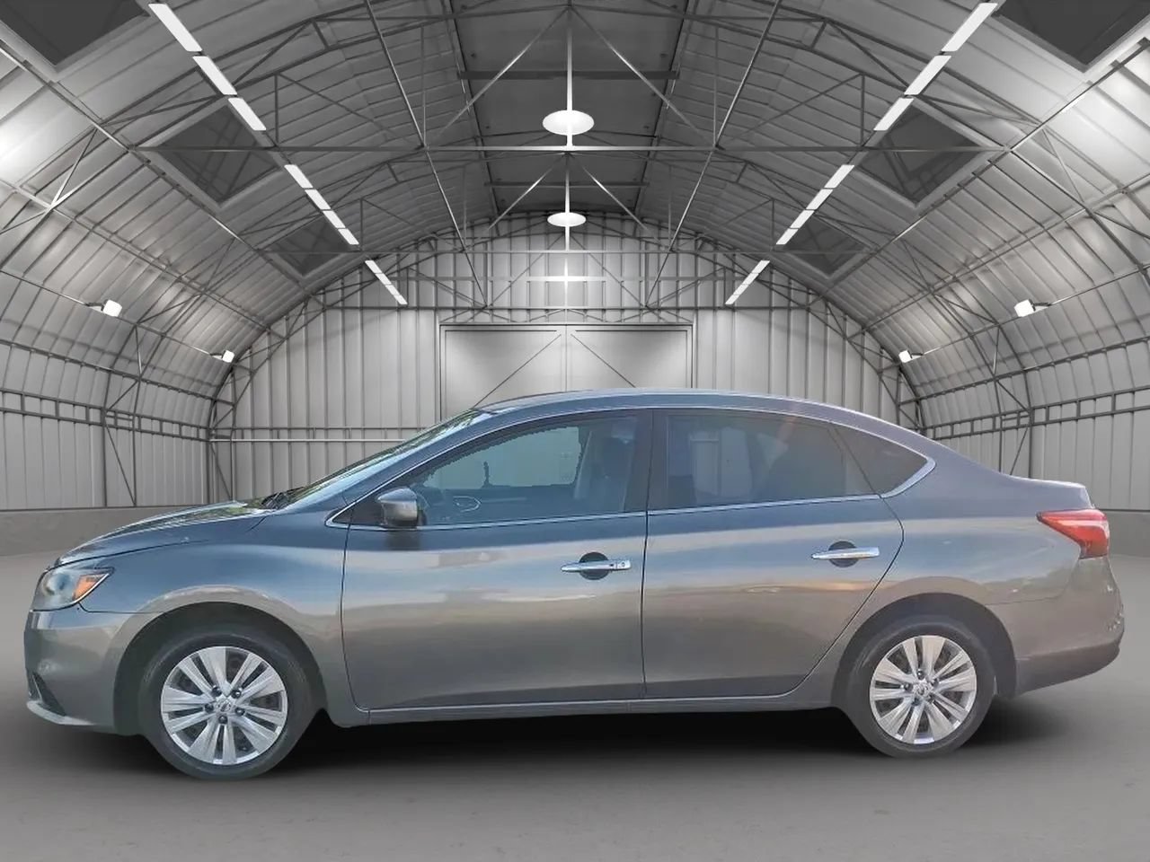 Used 2017 Nissan Sentra SV FWD image 2