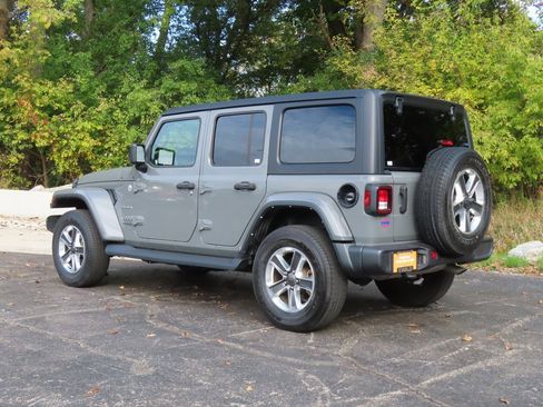 Used 2021 Jeep Wrangler Unlimited Sahara image 27