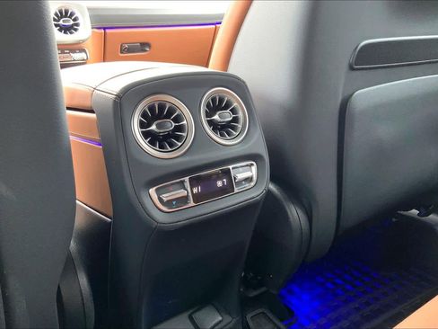 Certified 2025 Mercedes-Benz G 63 AMG 4MATIC image 35