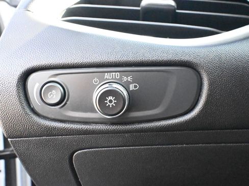 Used 2024 Chevrolet Malibu LT FWD image 11