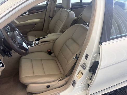 Used 2012 Mercedes-Benz C 300 4MATIC Sedan image 19