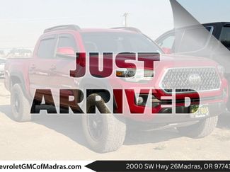 Used 2019 Toyota Tacoma TRD Off-Road AWD/4WD video 1