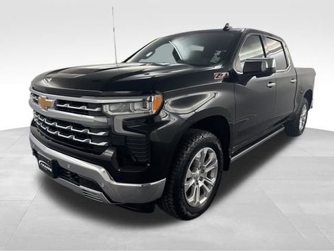 Used 2022 Chevrolet Silverado 1500 LTZ w/ Technology Package image 4