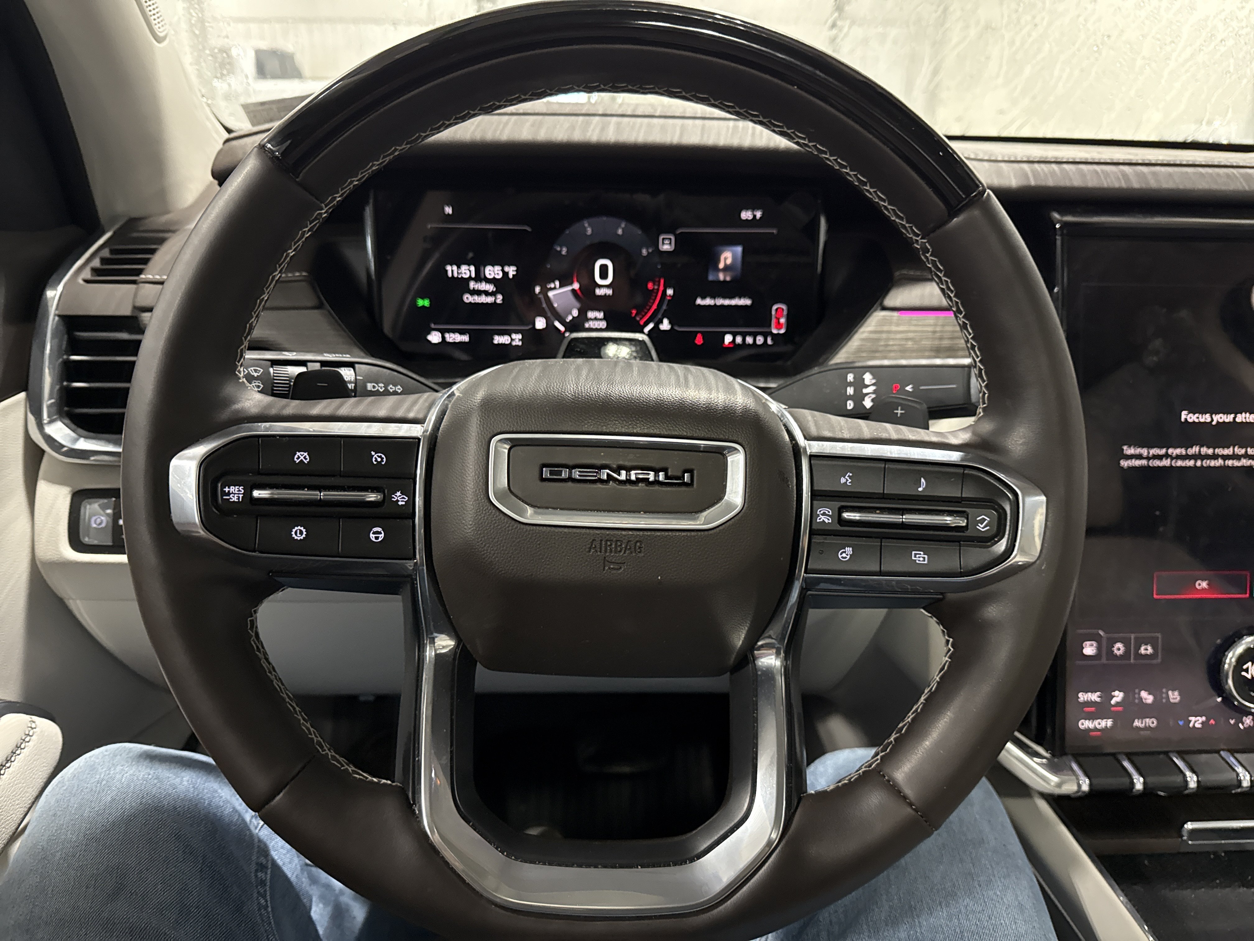 Used 2026 GMC Acadia Denali w/ Super Cruise Package AWD/4WD image 9