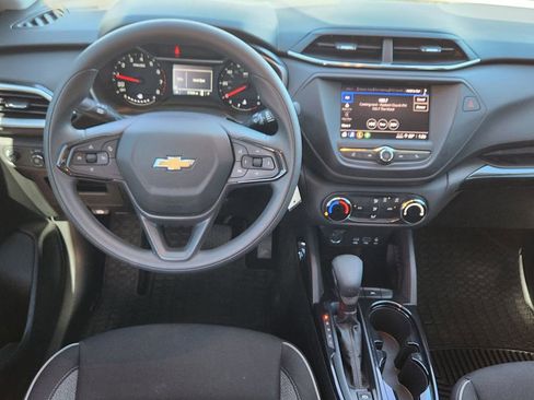 Used 2023 Chevrolet TrailBlazer LS image 18