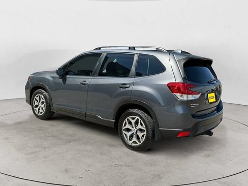Used 2021 Subaru Forester Premium AWD/4WD image 7