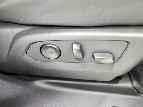 New 2026 GMC Hummer EV 4x4 Crew Cab image 38