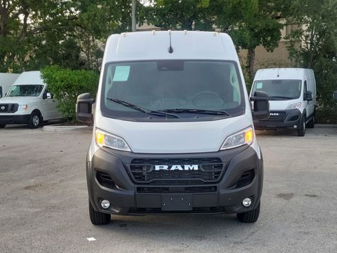 Used 2025 RAM ProMaster 3500 w/ Convenience Group FWD image 10