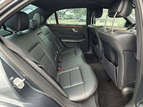 Used 2014 Mercedes-Benz E 350 Sedan image 38