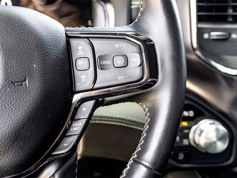 Used 2025 RAM 1500 Limited w/ Trailer Tow Group image 20