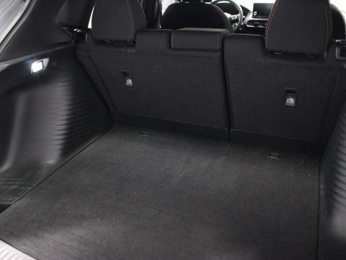 Used 2025 Honda HR-V Sport image 15