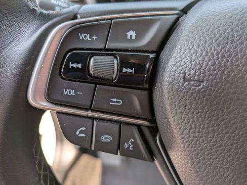 Used 2022 Honda Insight Touring image 11
