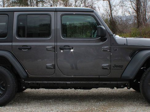 New 2026 Jeep Wrangler Unlimited Sport image 4