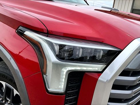 Used 2024 Toyota Tundra Limited AWD/4WD image 27