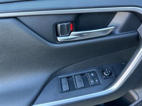 Certified 2025 Toyota RAV4 XSE image 17