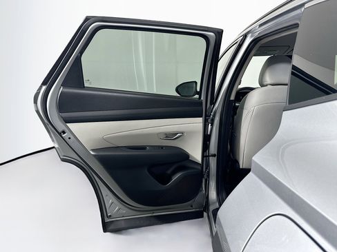 Used 2025 Hyundai Tucson SEL image 25