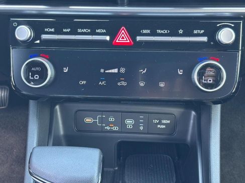 New 2025 Hyundai Santa Cruz SEL image 9