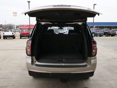 Used 2021 Chevrolet Tahoe LT image 35